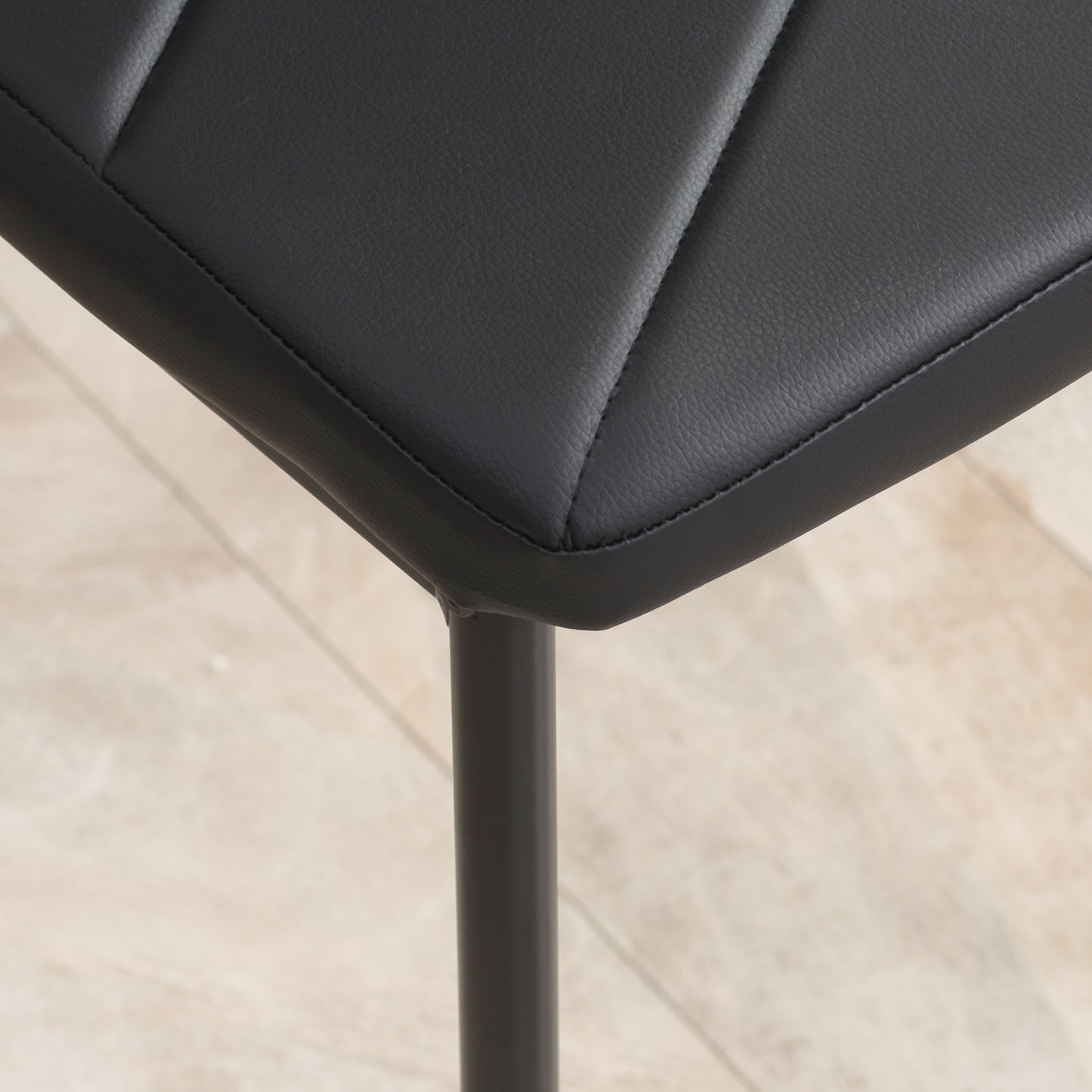 HOMCOM Set of 6 Faux Leather Dining Chairs - Black