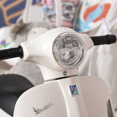 دراجة نارية كهربائية للأطفال مرخصة من HOMCOM Vespa بقوة 6 فولت تعمل بالبطارية لمدة تتراوح من 18 إلى 36 شهرًا مع مصباح أمامي بوق، باللون الأبيض