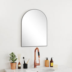 HOMCOM 50 x 70cm Arched Home Mirror - Black