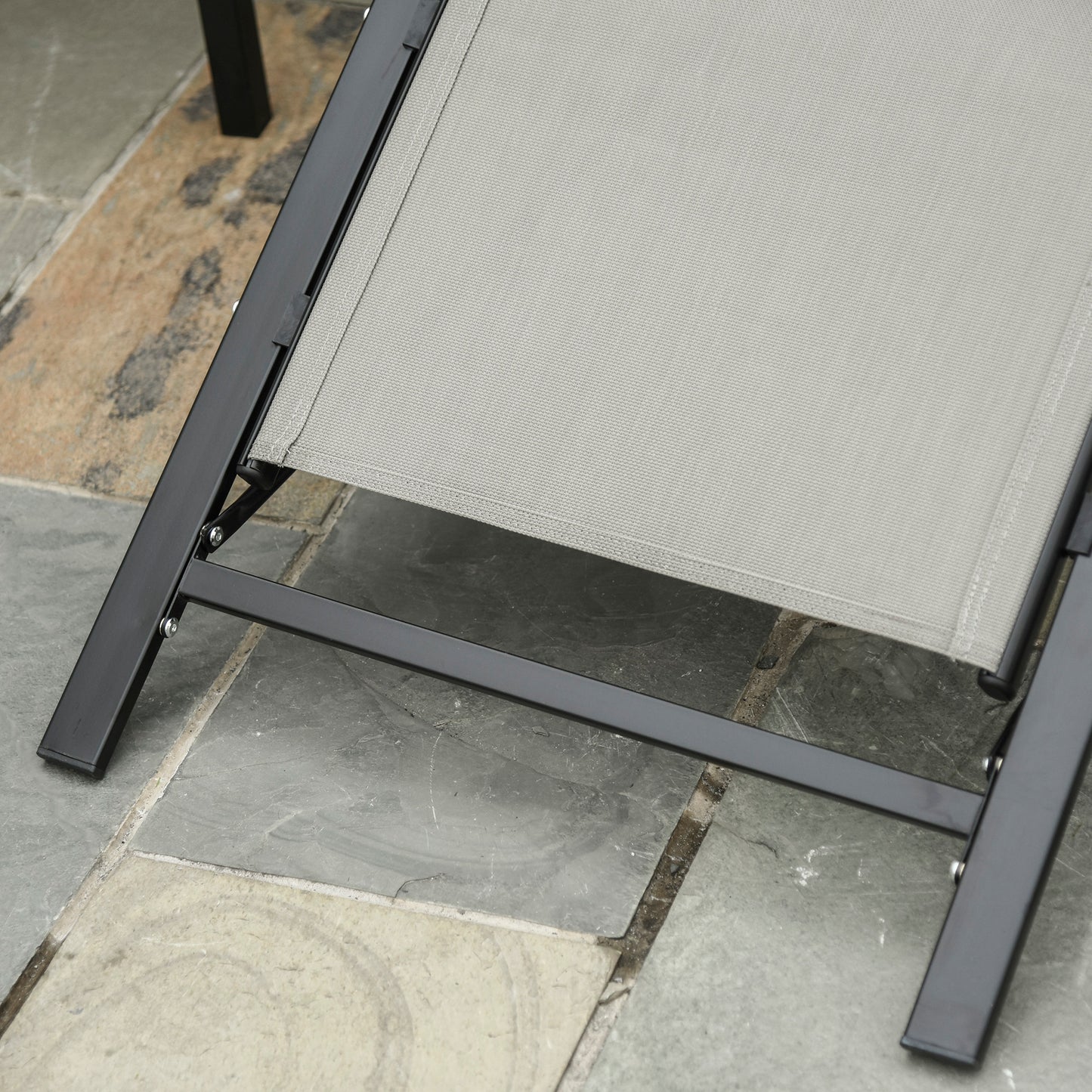 Outsunny 3 Pieces Sun Lounger Chair Set, Metal Frame Garden Outdoor Sunbathing Chair with Side Table and Armrest, Grey