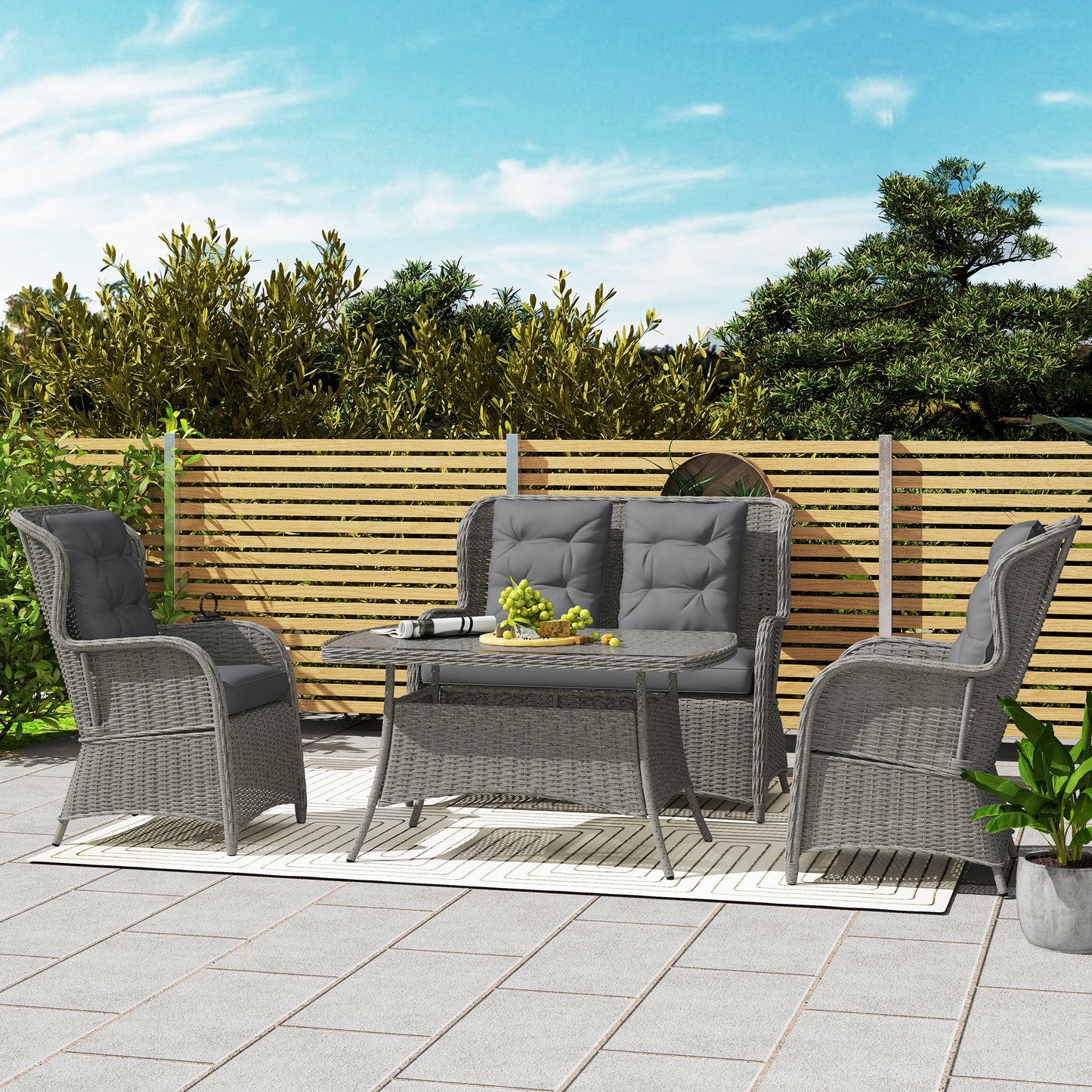طقم أريكة طعام من الروطان من Outsunny Garden PE، أثاث خارجي من الخيزران يتسع لأربعة مقاعد، كراسي ذات ظهر مرتفع مع وسائد، طاولة قهوة من الزجاج المقسّى للفناء، رمادي فاتح