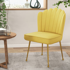 HOMCOM Velvet-Feel Shell Accent Chair - Yellow